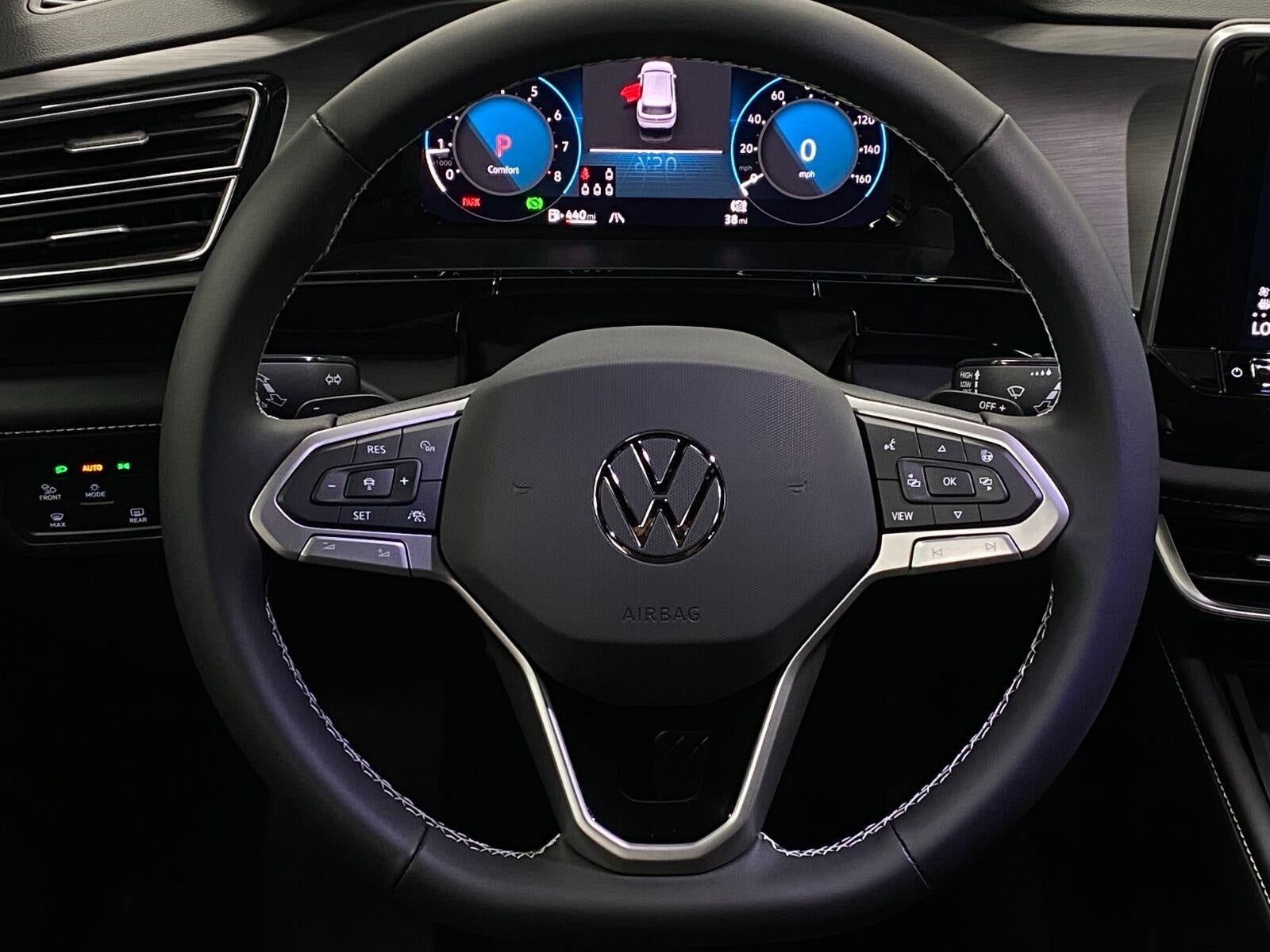 2026 Volkswagen Atlas Cross Sport 2.0T SE w/Technology 4MOTION