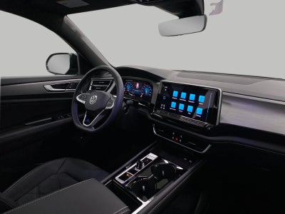 2026 Volkswagen Atlas Cross Sport 2.0T SE w/Technology 4MOTION