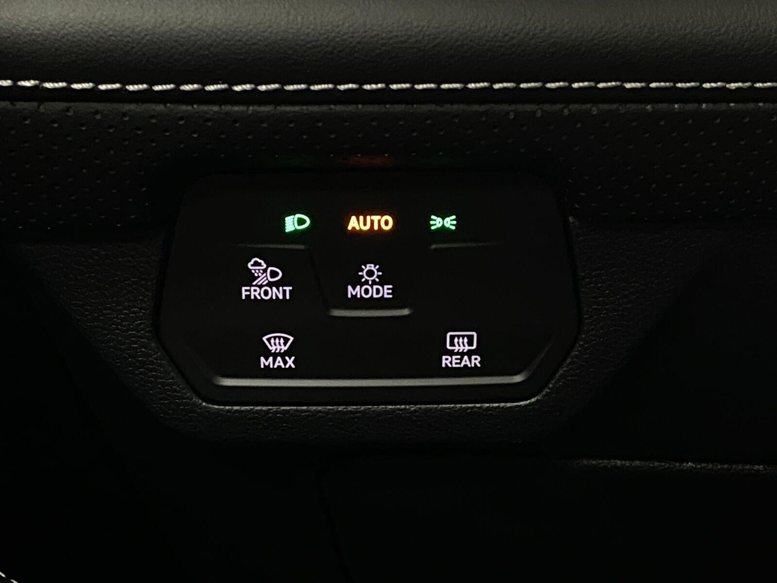 2026 Volkswagen Atlas Cross Sport 2.0T SE w/Technology 4MOTION