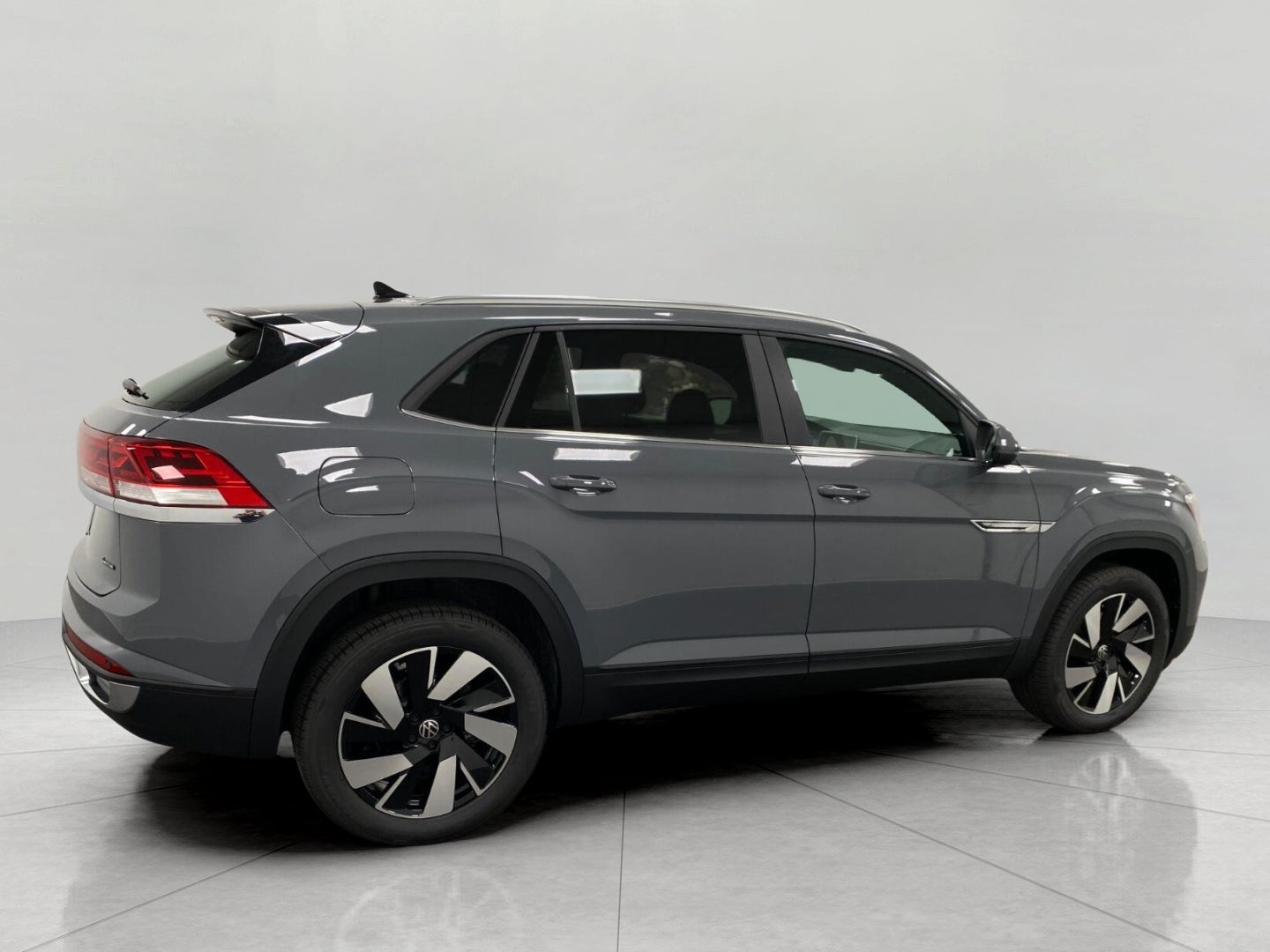 2026 Volkswagen Atlas Cross Sport 2.0T SE w/Technology 4MOTION