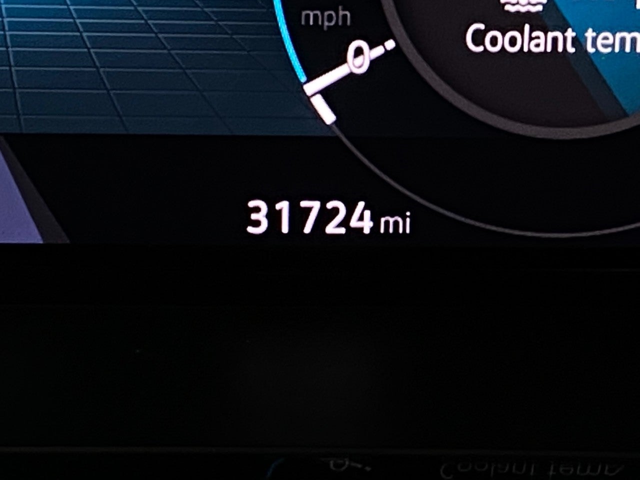 2025 Volkswagen Atlas Cross Sport 2.0T SE w/Technology 4MOTION