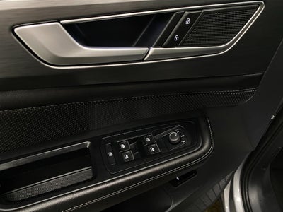 2025 Volkswagen Atlas Cross Sport 2.0T SE w/Technology 4MOTION