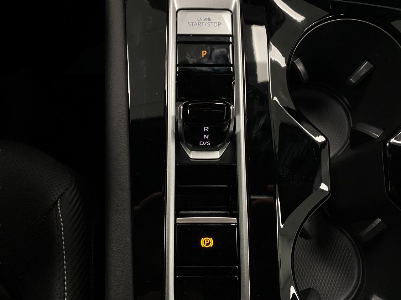 2025 Volkswagen Atlas Cross Sport 2.0T SE w/Technology 4MOTION