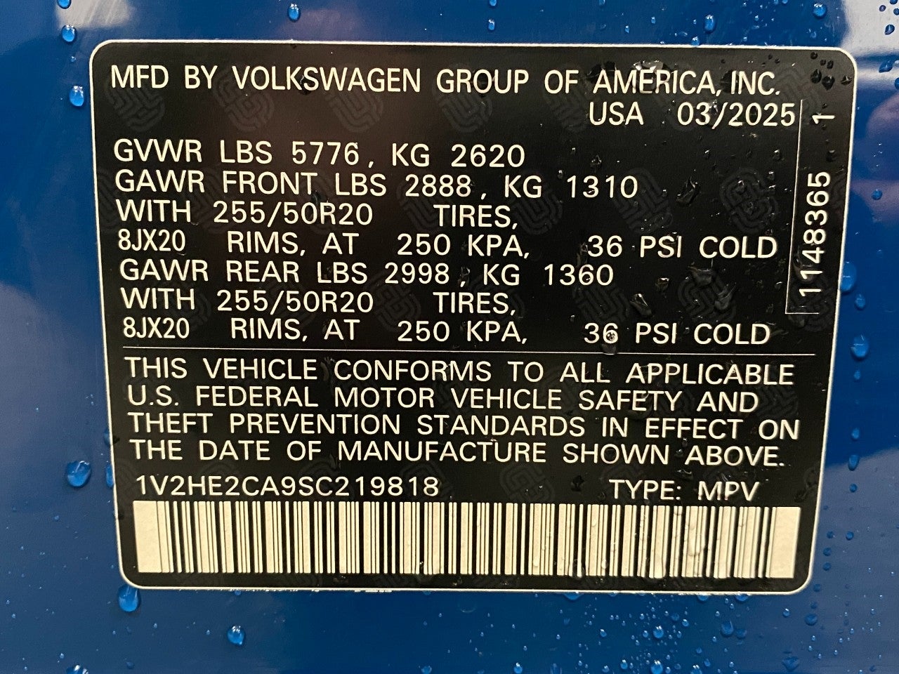 2025 Volkswagen Atlas Cross Sport 2.0T SE w/Technology 4MOTION