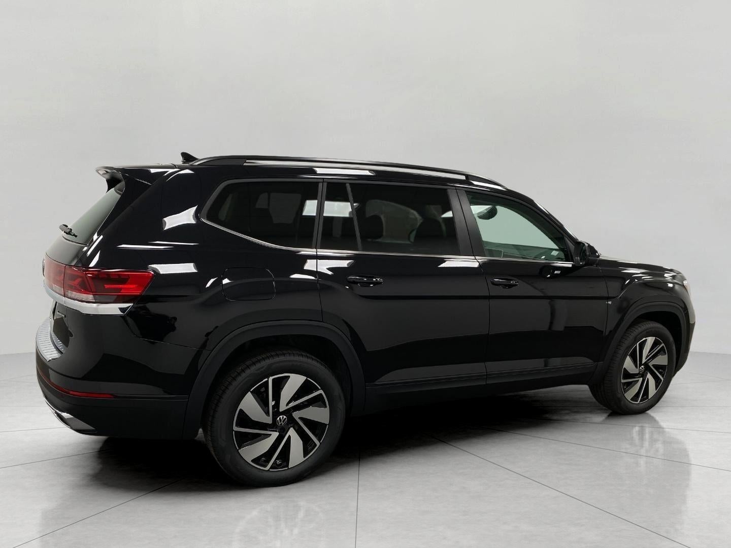 2026 Volkswagen Atlas 2.0T SE w/Technology 4MOTION