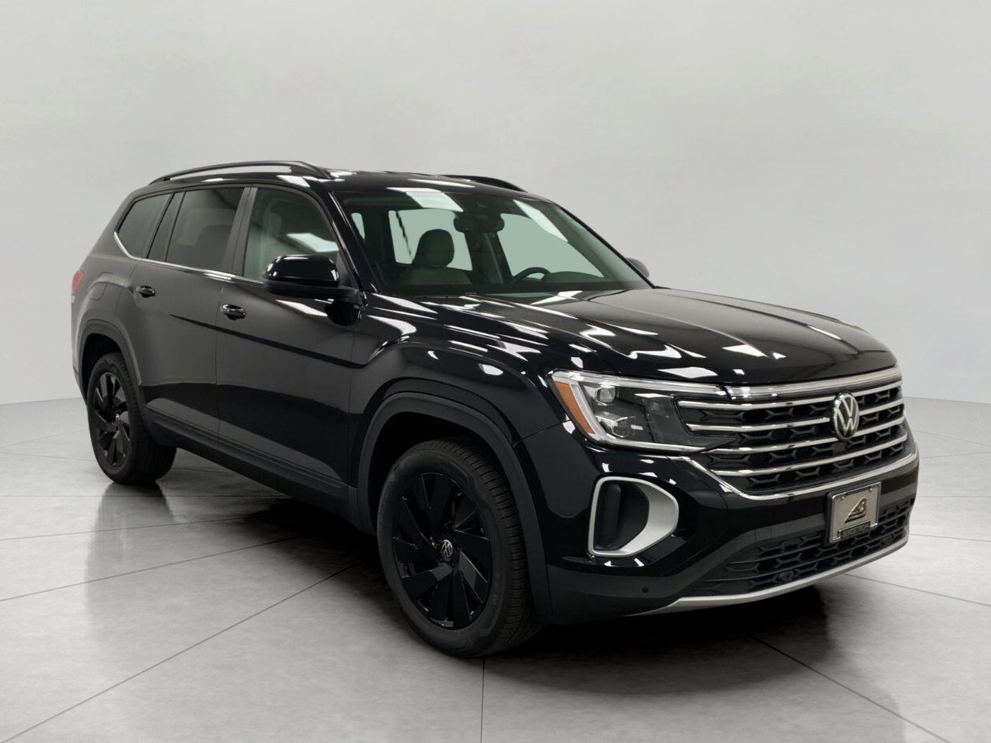 2026 Volkswagen Atlas SE w/Tech