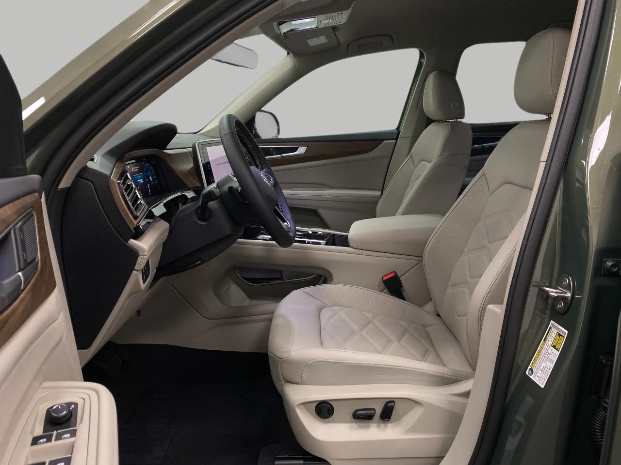 2026 Volkswagen Atlas 2.0T SE w/Technology 4MOTION