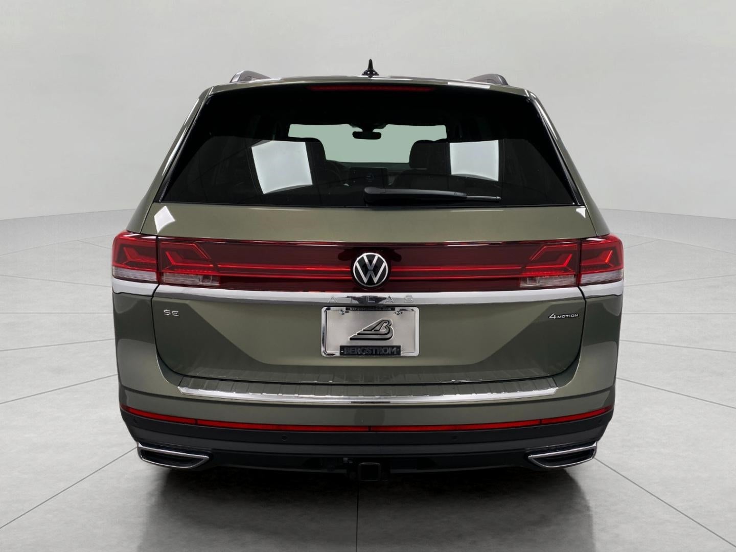 2026 Volkswagen Atlas 2.0T SE w/Technology 4MOTION