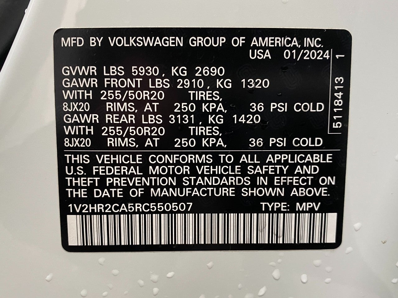 2024 Volkswagen Atlas 2.0T SE w/Technology 4MOTION