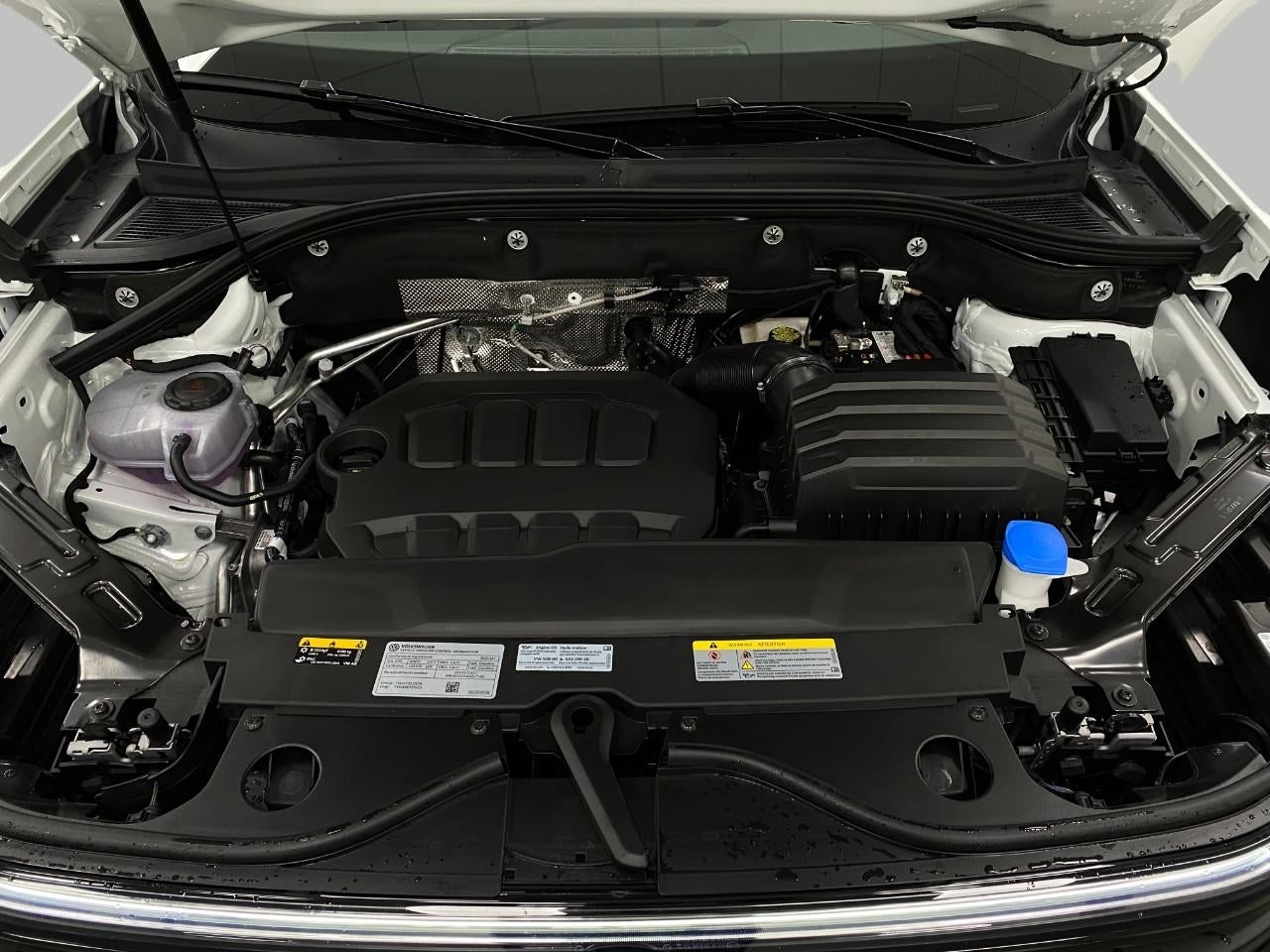 2026 Volkswagen Atlas Cross Sport 2.0T SE w/Technology 4MOTION