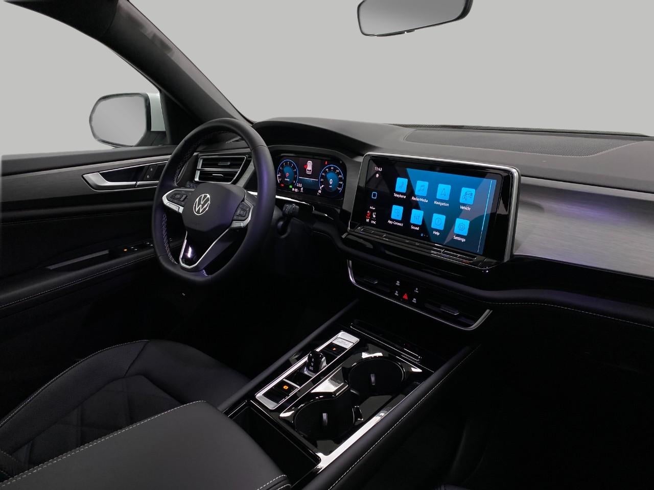 2026 Volkswagen Atlas Cross Sport 2.0T SE w/Technology 4MOTION