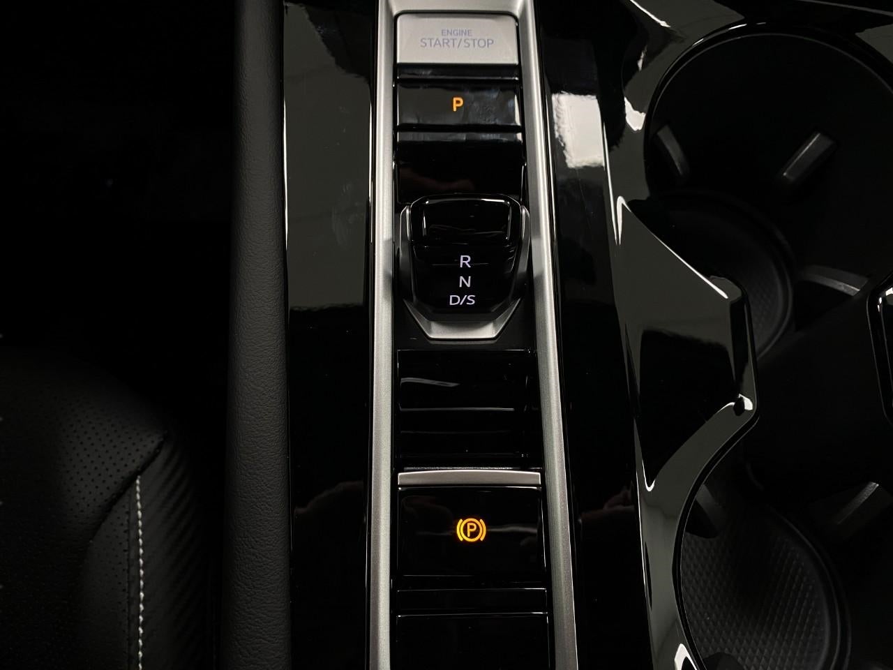 2026 Volkswagen Atlas Cross Sport 2.0T SE w/Technology 4MOTION