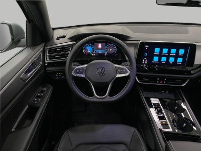 2026 Volkswagen Atlas Cross Sport 2.0T SE w/Technology 4MOTION
