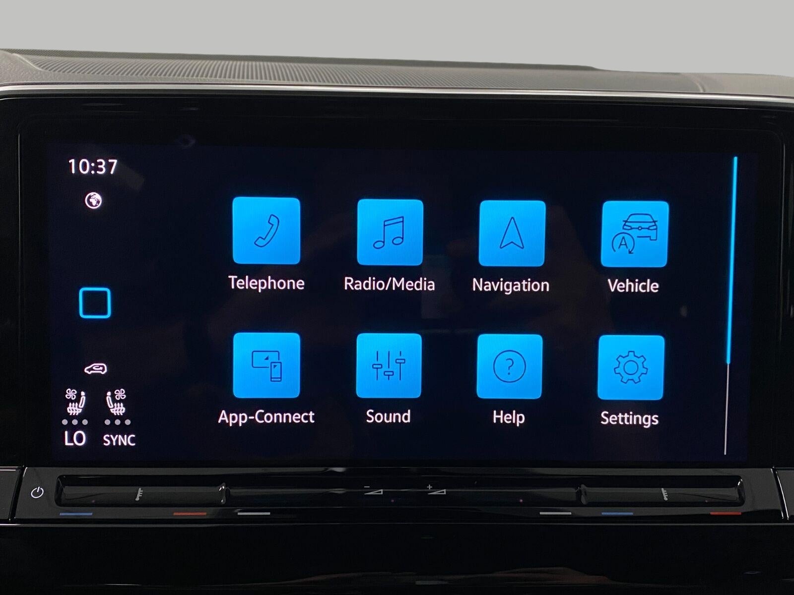 2026 Volkswagen Atlas Cross Sport 2.0T SE w/Technology 4MOTION