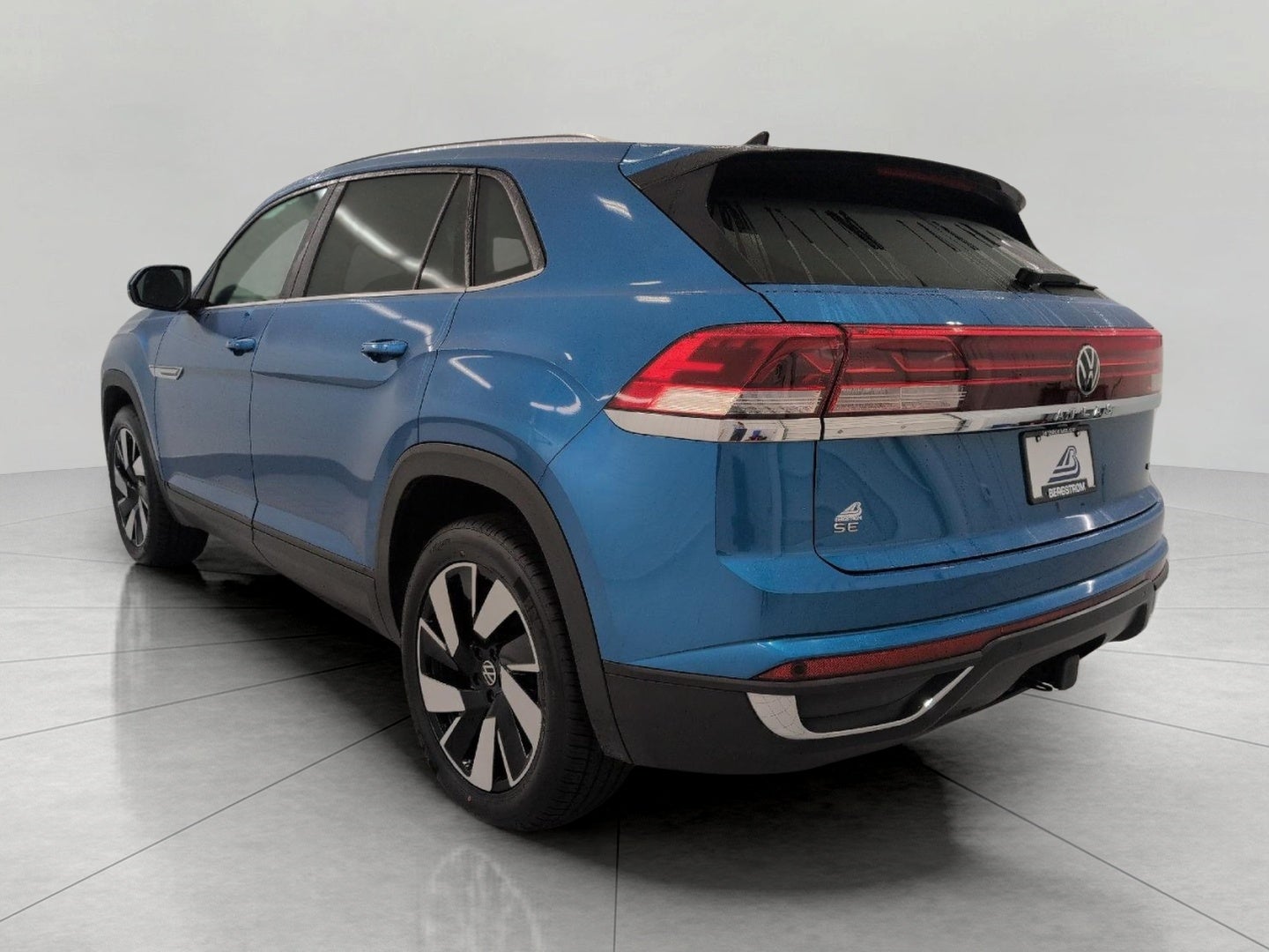 2024 Volkswagen Atlas Cross Sport 2.0T SE w/Technology 4MOTION