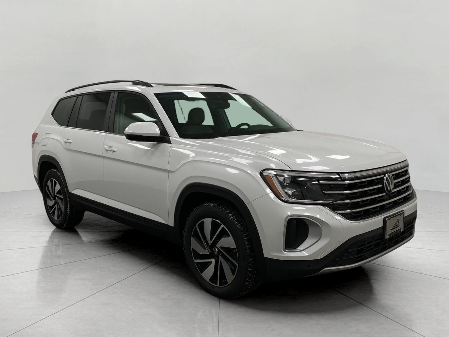 2026 Volkswagen Atlas 2.0T SE w/Technology 4MOTION
