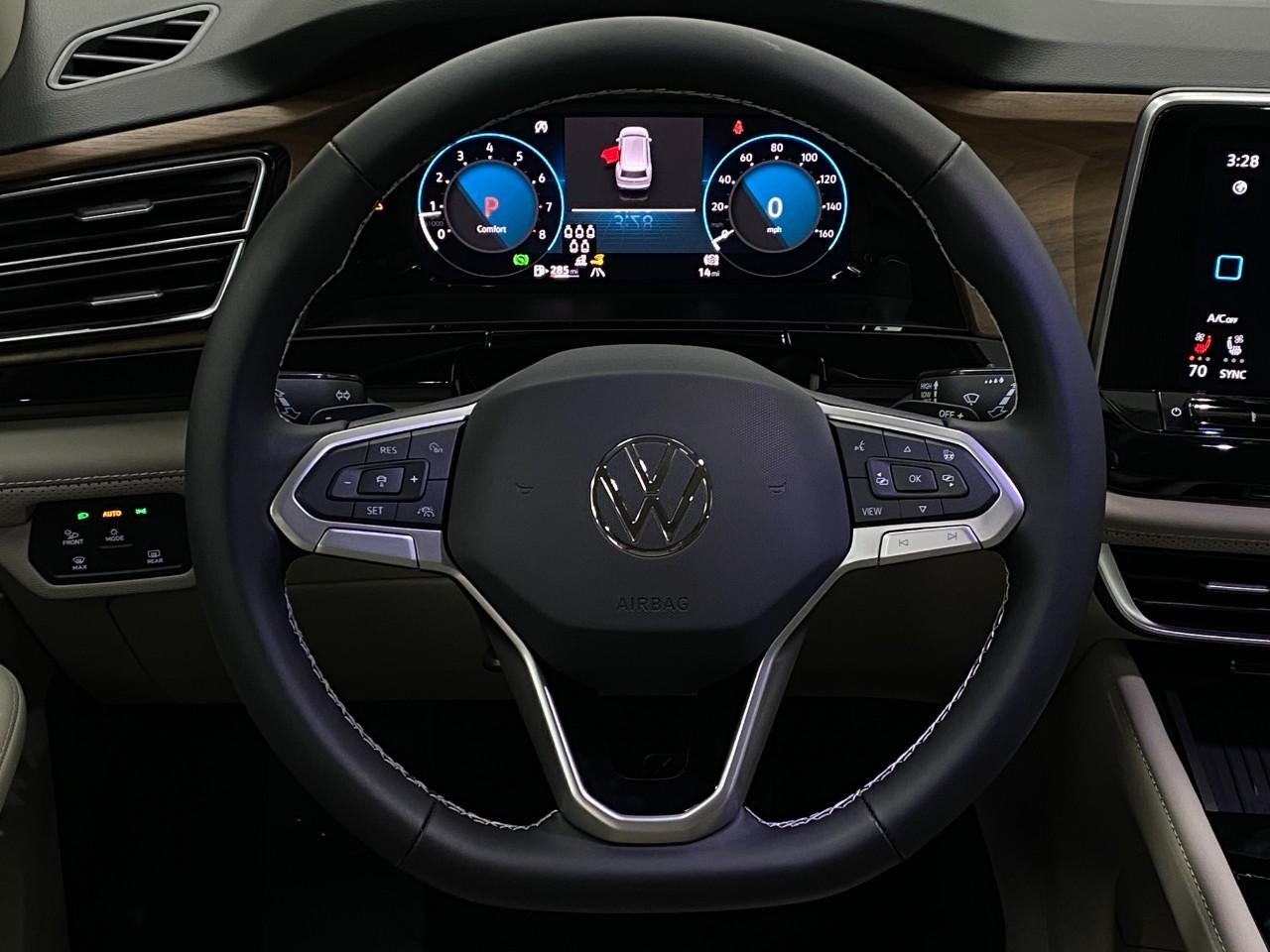 2026 Volkswagen Atlas 2.0T SE w/Technology 4MOTION