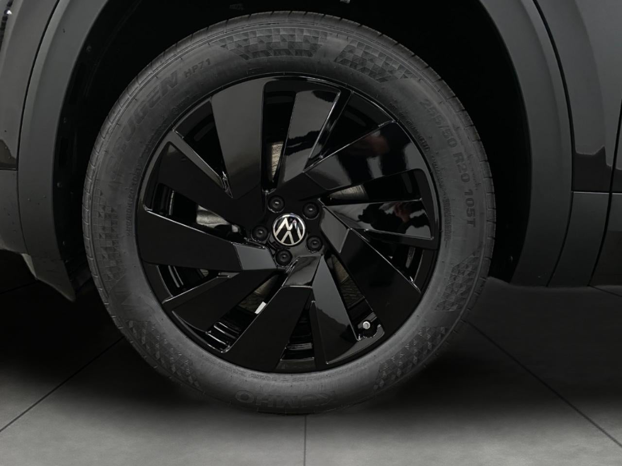 2026 Volkswagen Atlas 2.0T SE w/Technology 4MOTION