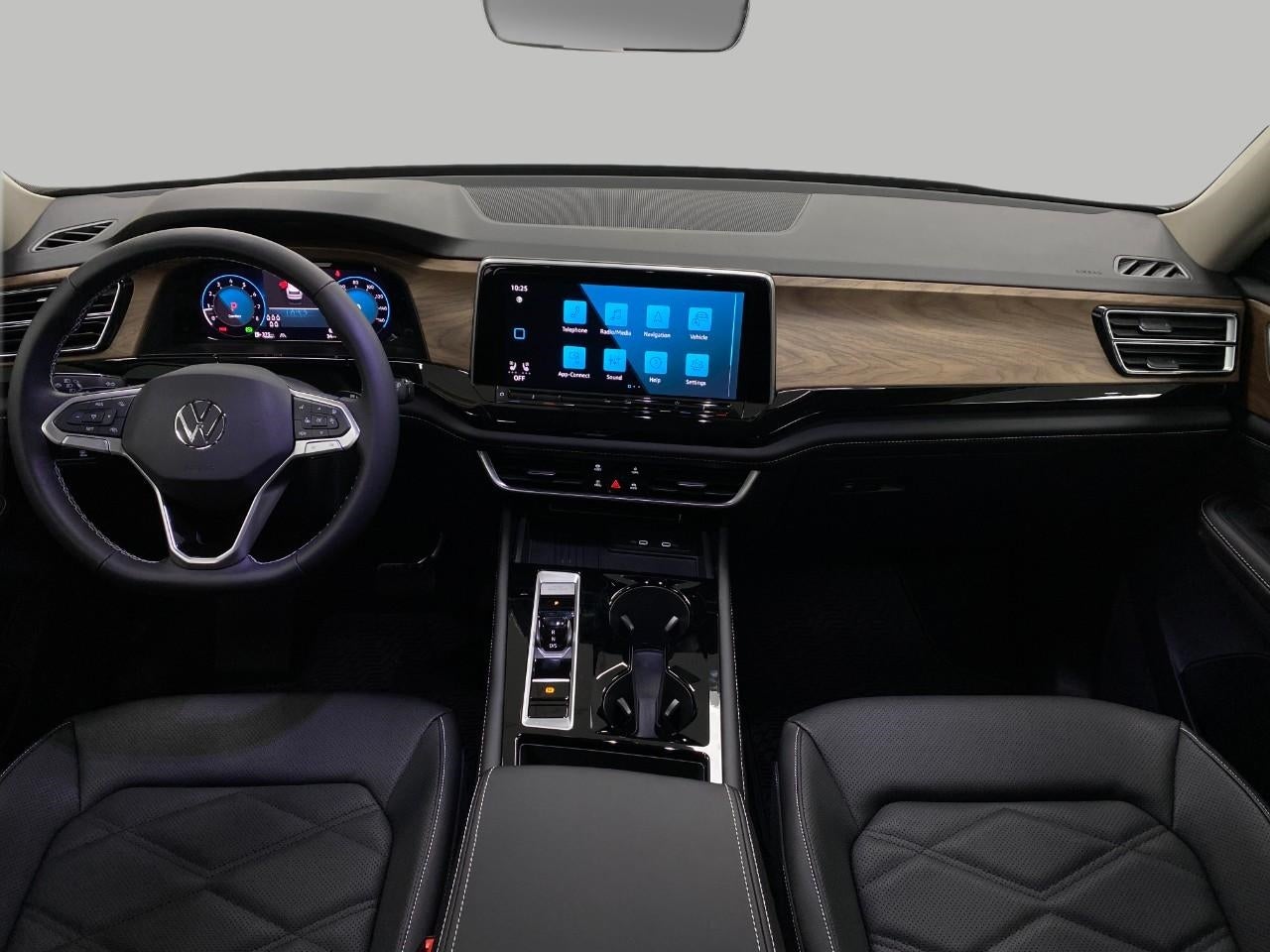 2026 Volkswagen Atlas 2.0T SE w/Technology 4MOTION