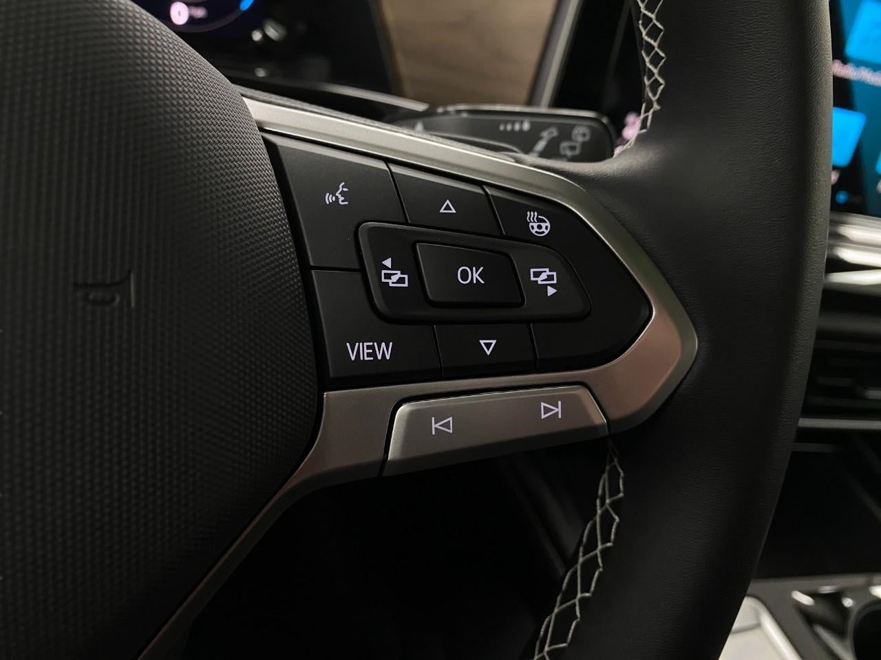 2026 Volkswagen Atlas 2.0T SE w/Technology 4MOTION