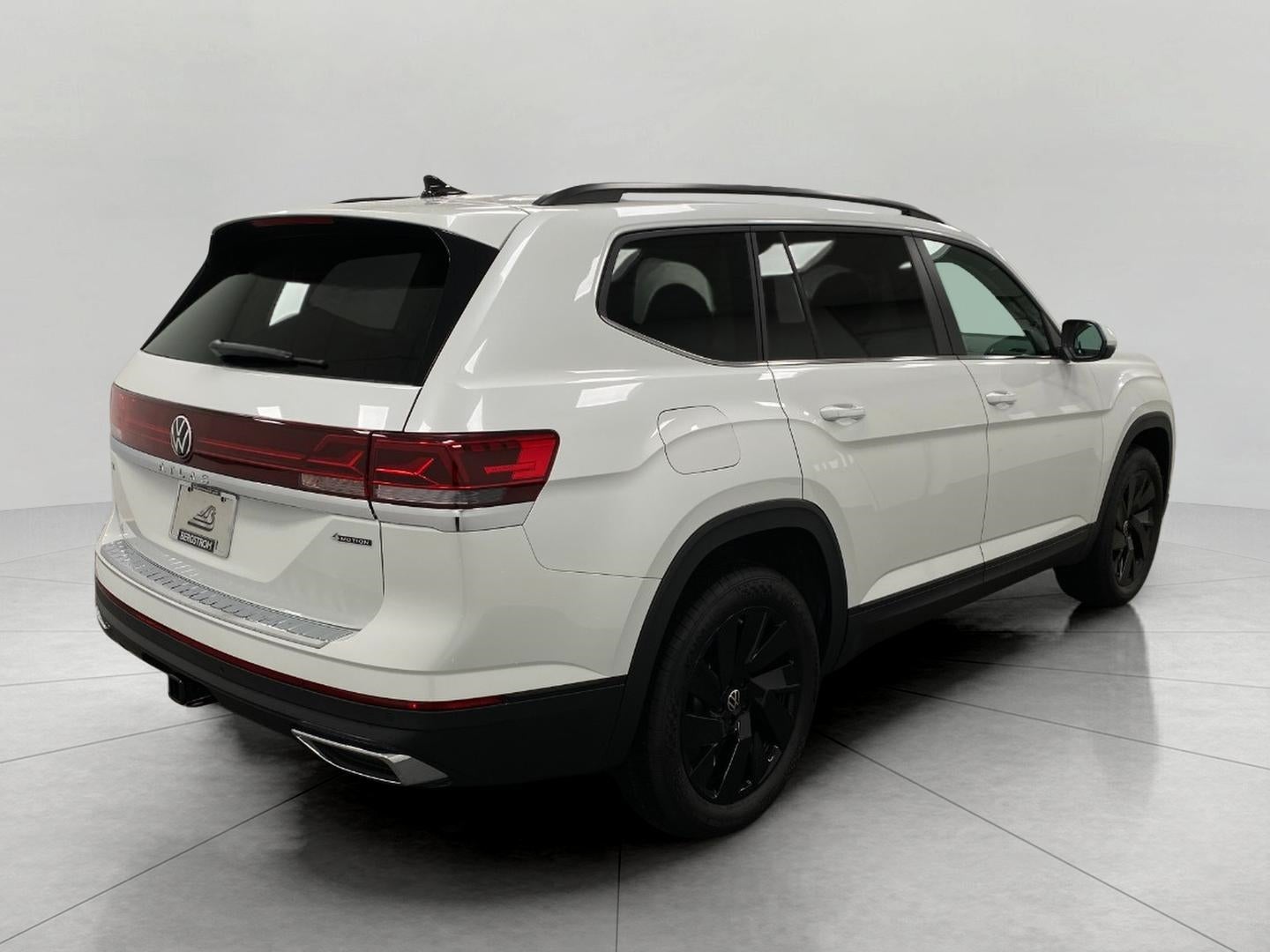 2026 Volkswagen Atlas 2.0T SE w/Technology 4MOTION