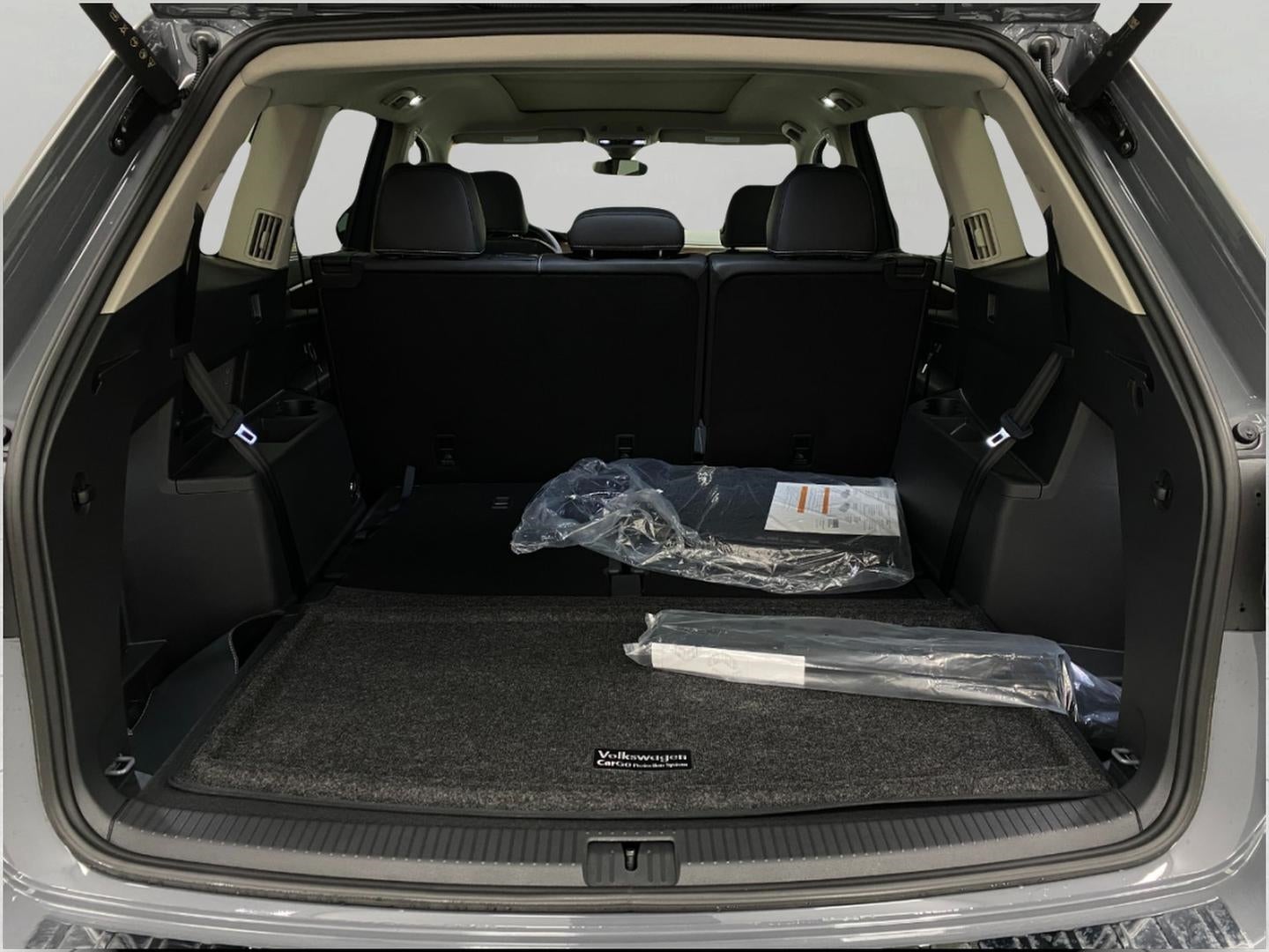 2026 Volkswagen Atlas 2.0T SE w/Technology 4MOTION