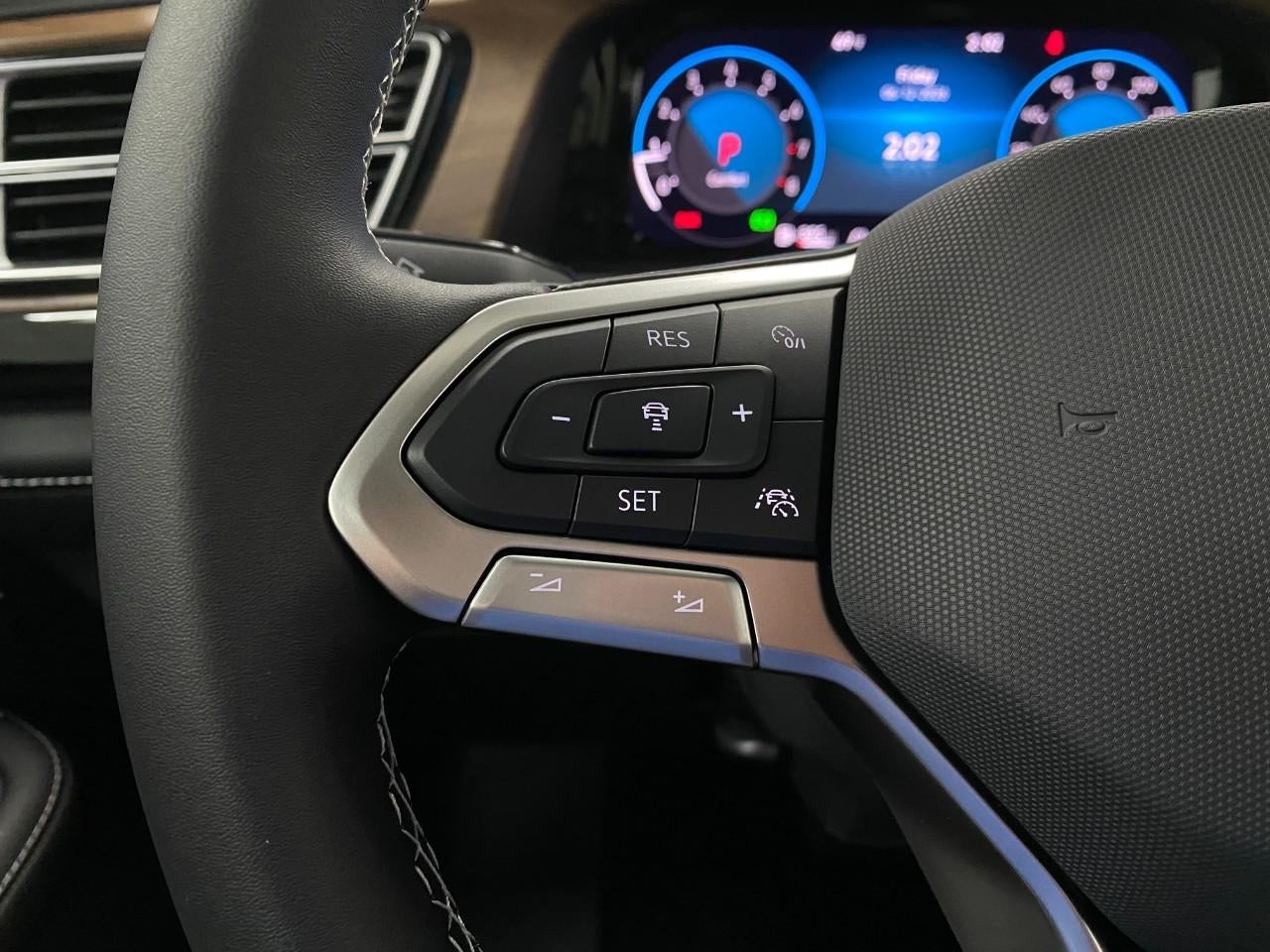 2026 Volkswagen Atlas 2.0T SE w/Technology 4MOTION
