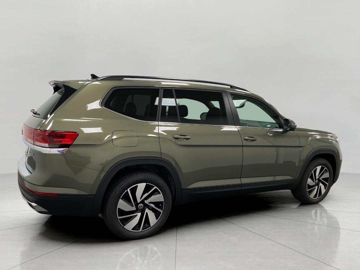 2026 Volkswagen Atlas 2.0T SE w/Technology 4MOTION
