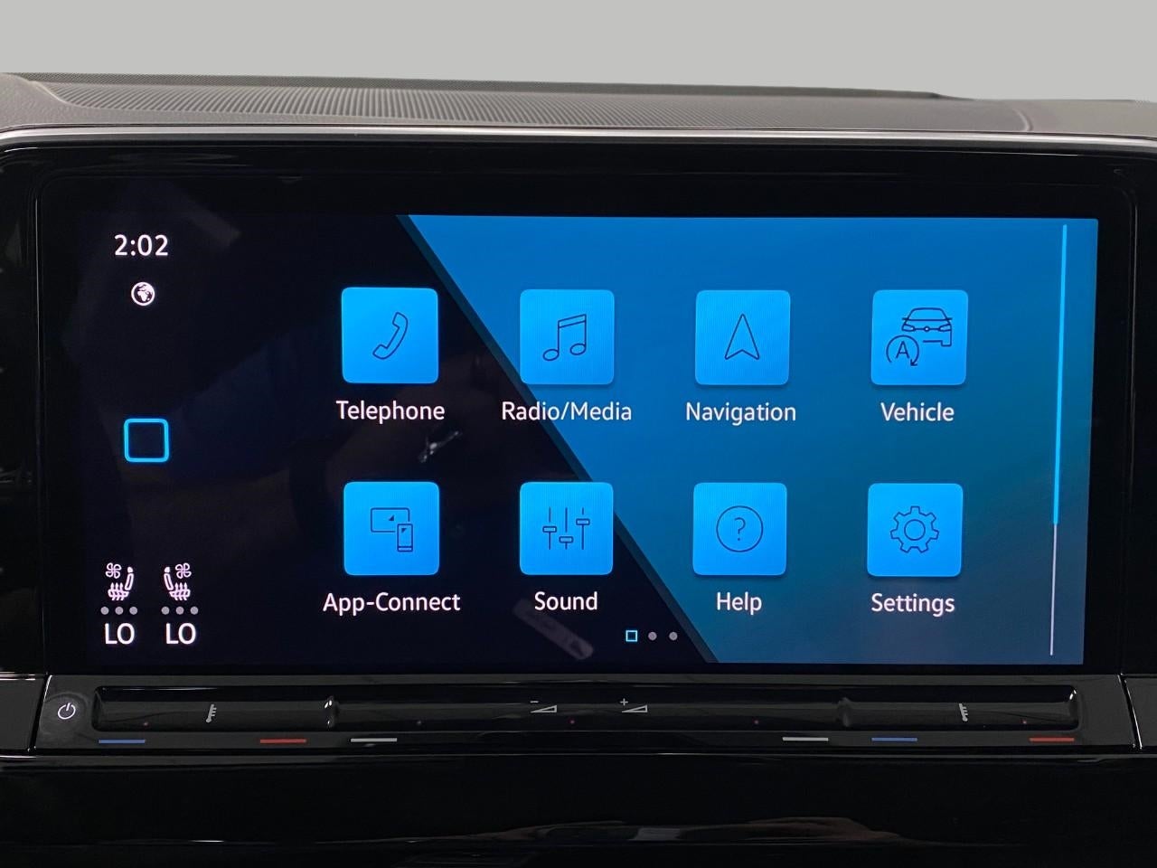2026 Volkswagen Atlas 2.0T SE w/Technology 4MOTION