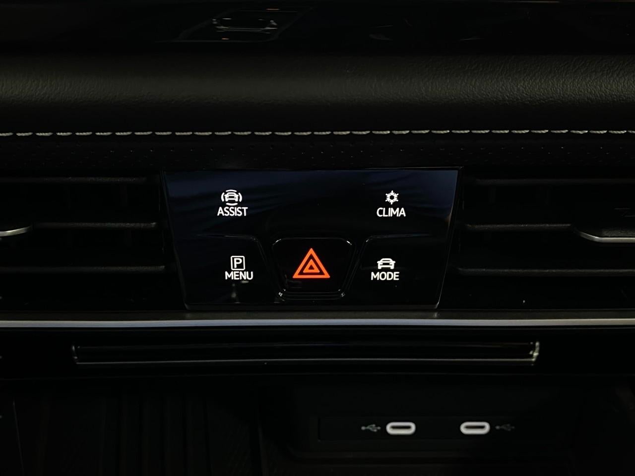 2026 Volkswagen Atlas 2.0T SE w/Technology 4MOTION