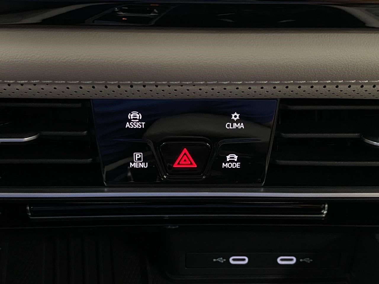 2026 Volkswagen Atlas 2.0T SE w/Technology 4MOTION