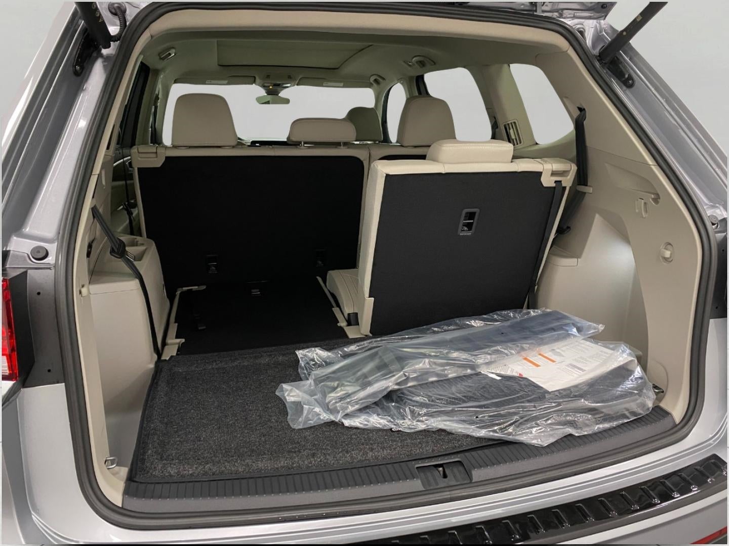 2026 Volkswagen Atlas 2.0T SE w/Technology 4MOTION