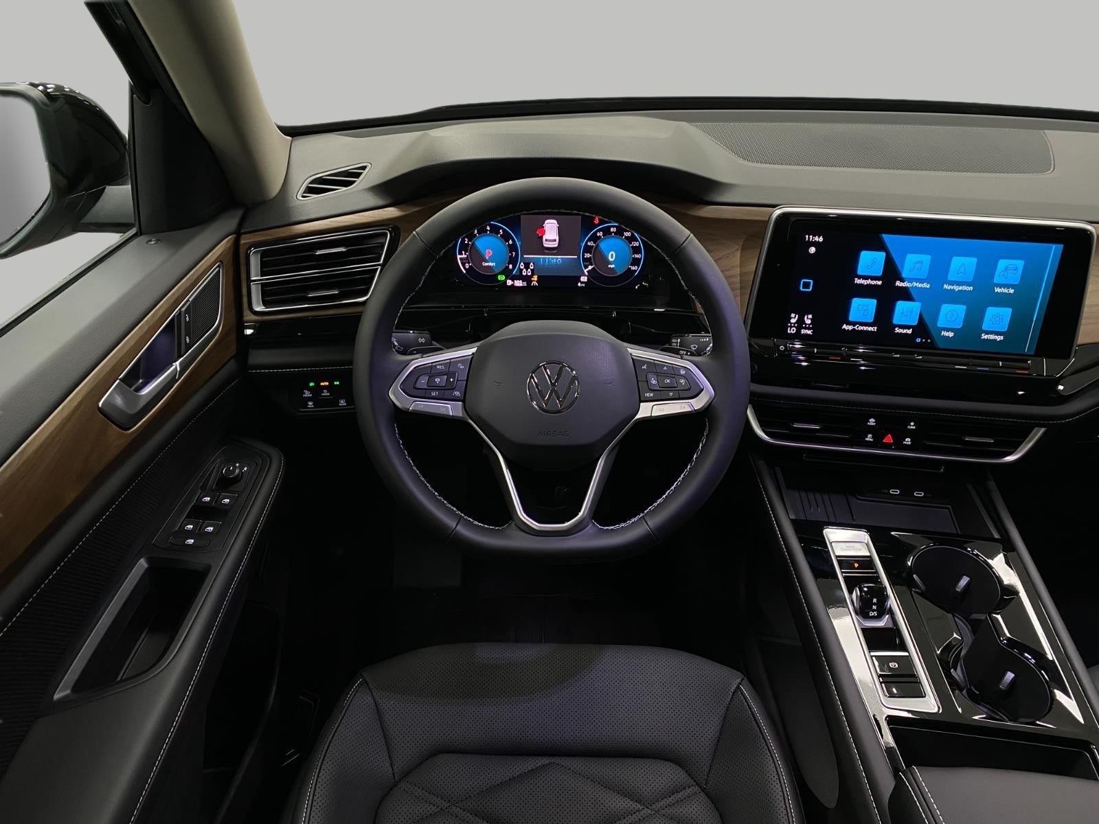 2026 Volkswagen Atlas 2.0T SE w/Technology 4MOTION