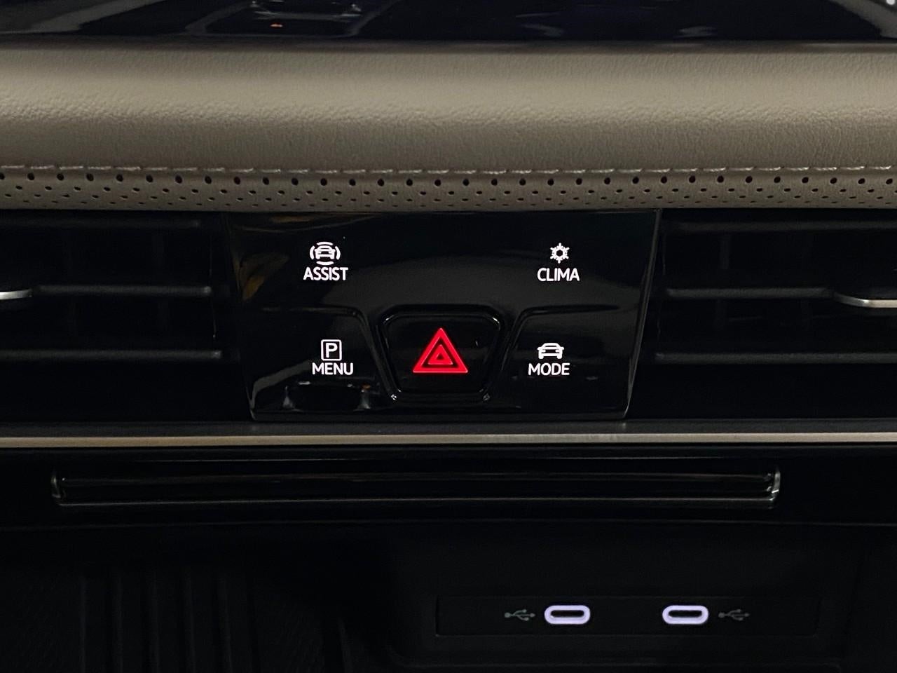 2026 Volkswagen Atlas 2.0T SE w/Technology 4MOTION