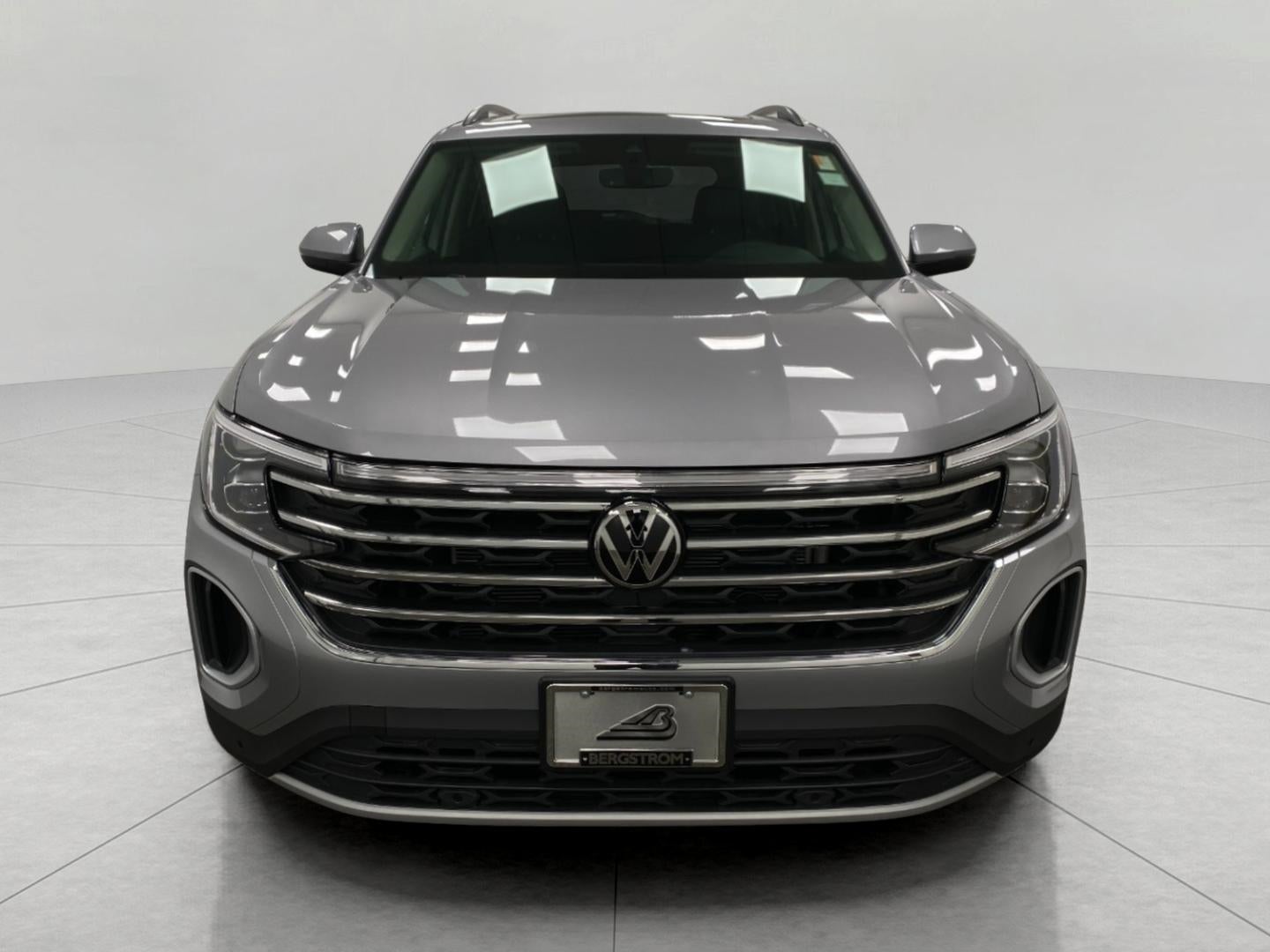 2026 Volkswagen Atlas 2.0T SE w/Technology 4MOTION