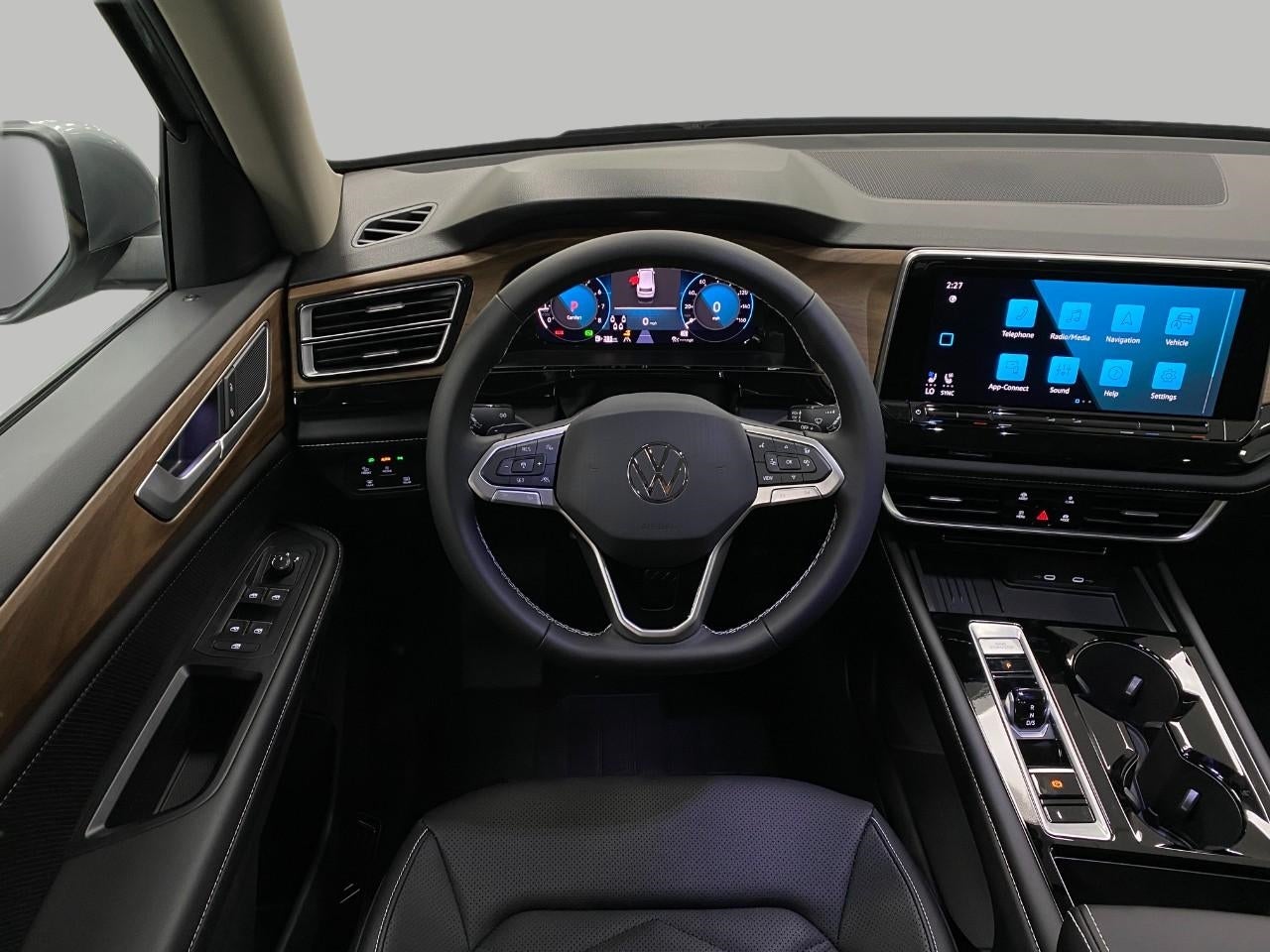 2026 Volkswagen Atlas 2.0T SE w/Technology 4MOTION