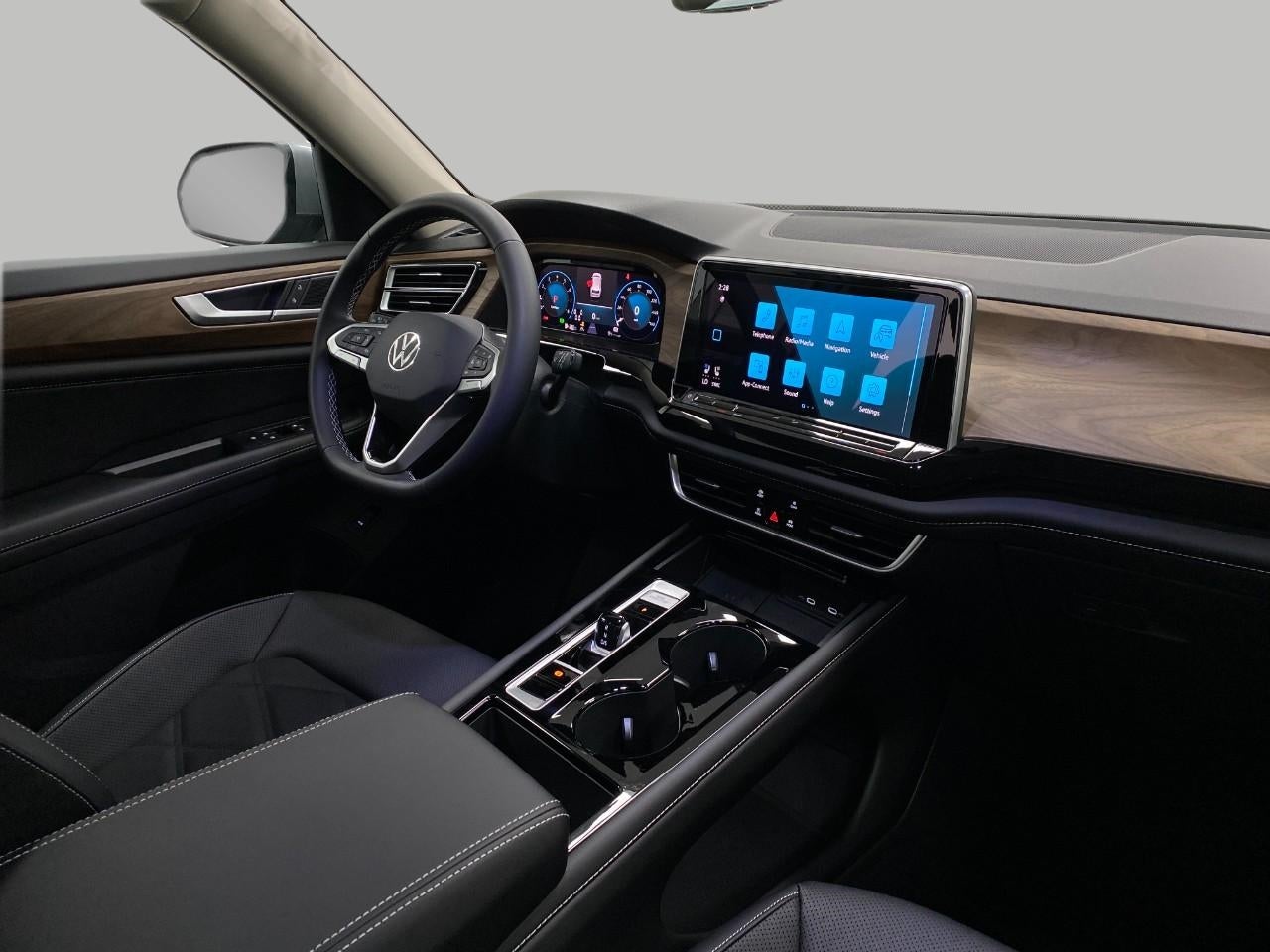 2026 Volkswagen Atlas 2.0T SE w/Technology 4MOTION