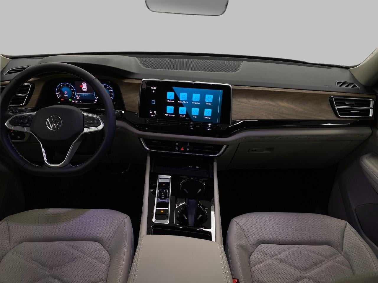 2026 Volkswagen Atlas 2.0T SE w/Technology 4MOTION