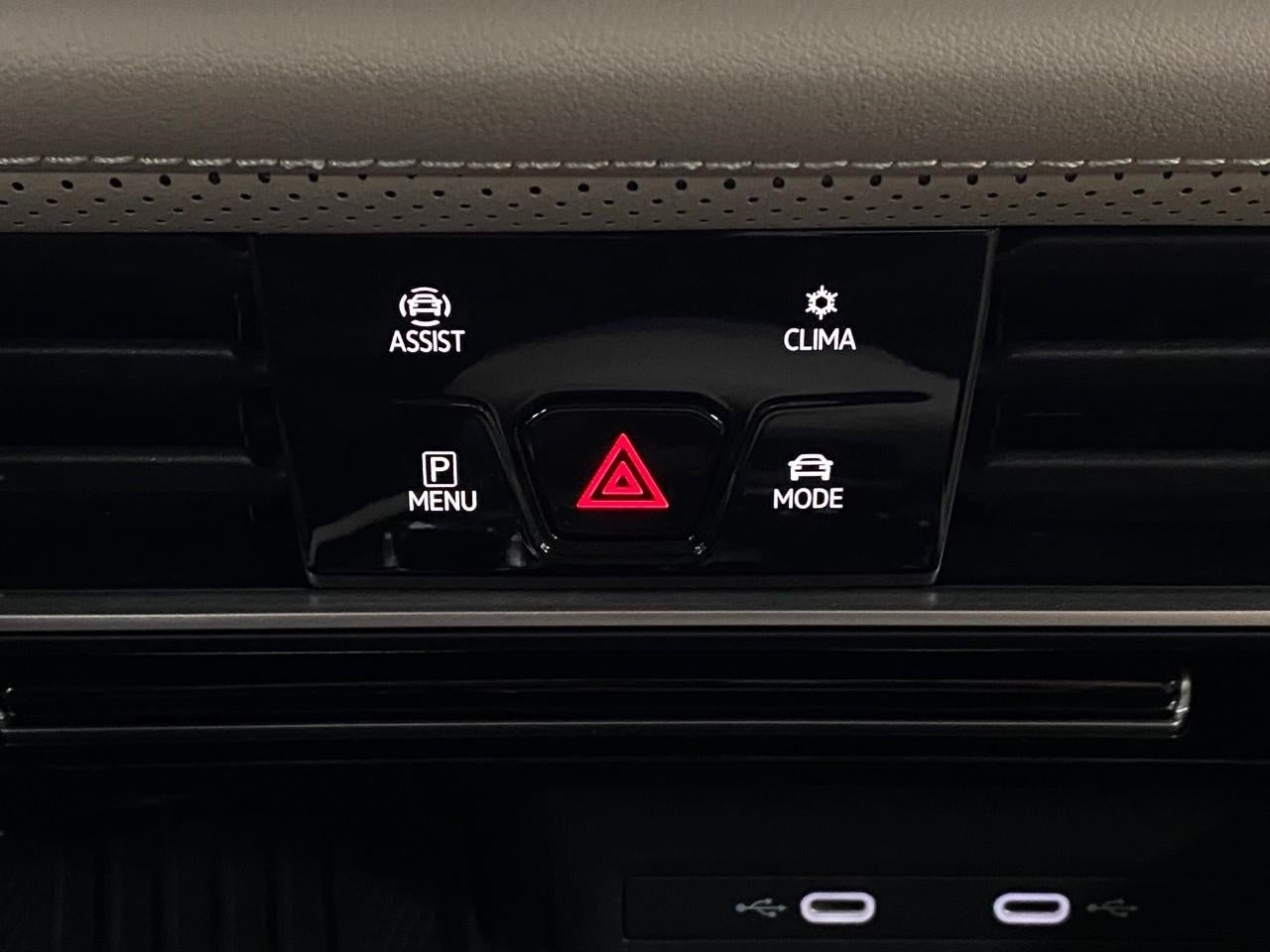 2026 Volkswagen Atlas 2.0T SE w/Technology 4MOTION