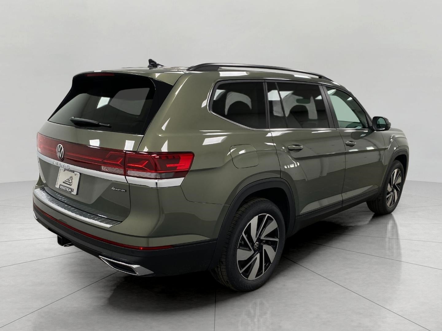 2026 Volkswagen Atlas 2.0T SE w/Technology 4MOTION