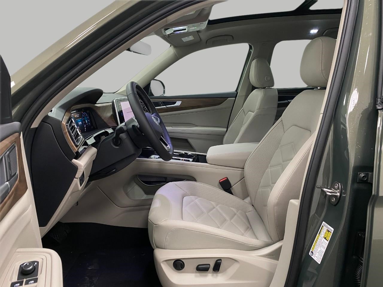 2026 Volkswagen Atlas 2.0T SE w/Technology 4MOTION