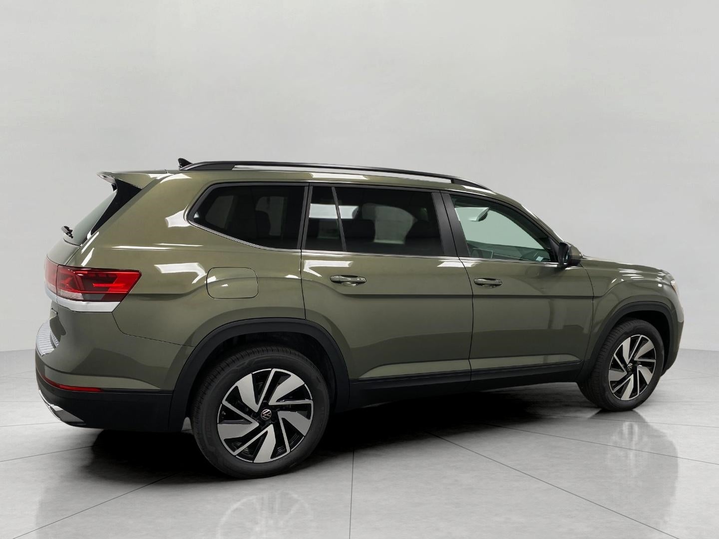 2026 Volkswagen Atlas 2.0T SE w/Technology 4MOTION