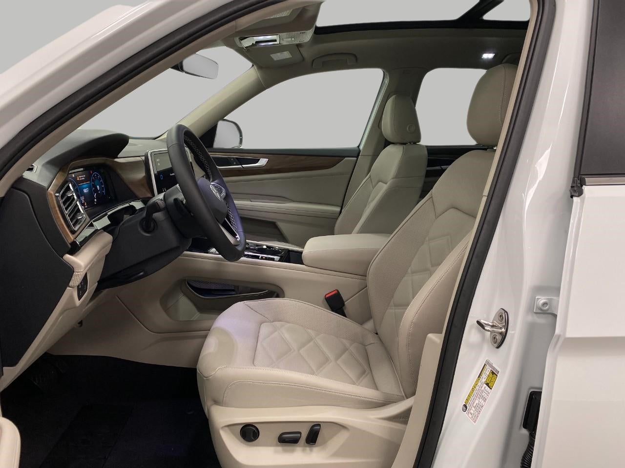 2026 Volkswagen Atlas 2.0T SE w/Technology 4MOTION