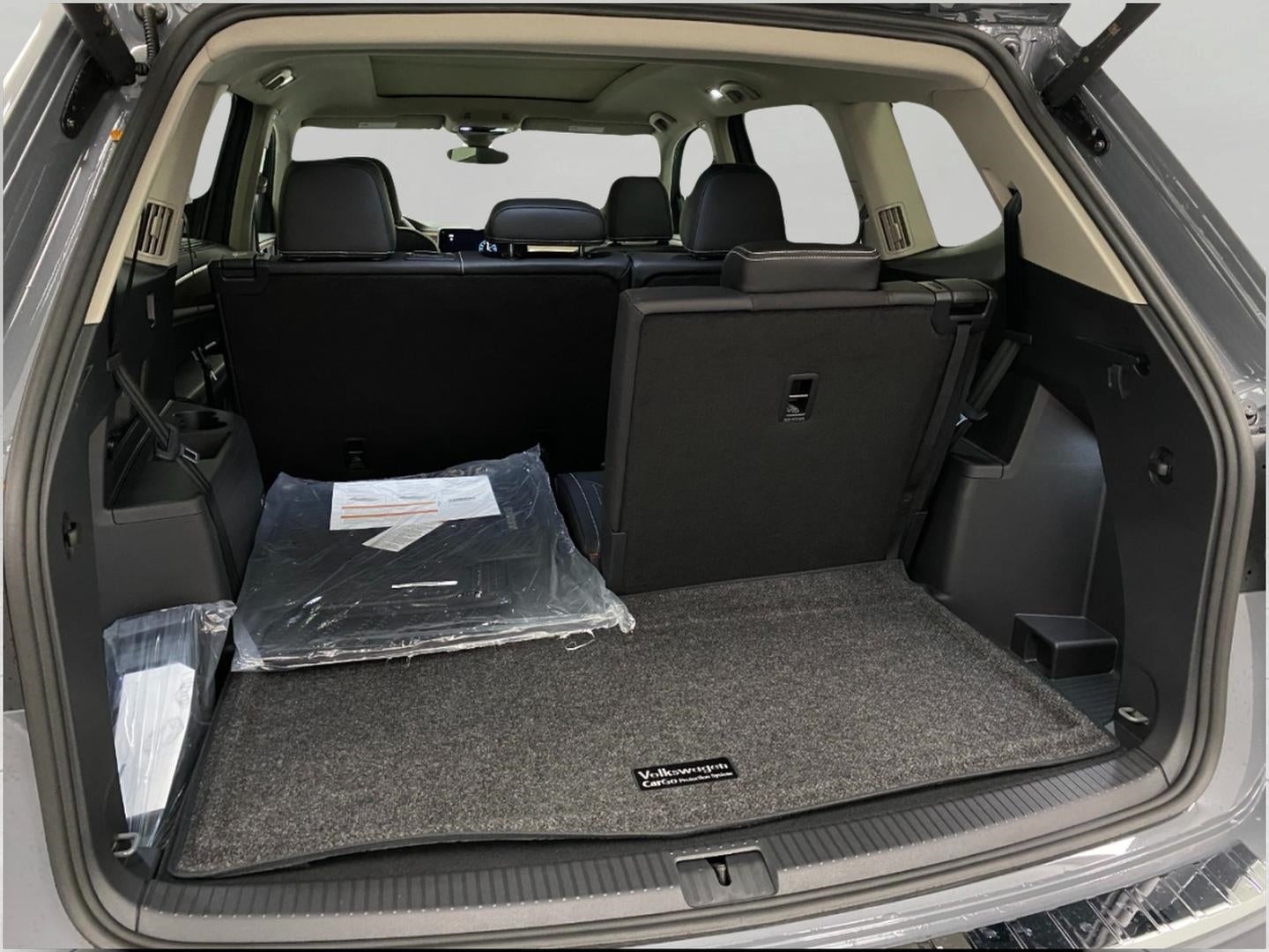 2026 Volkswagen Atlas 2.0T SE w/Technology 4MOTION