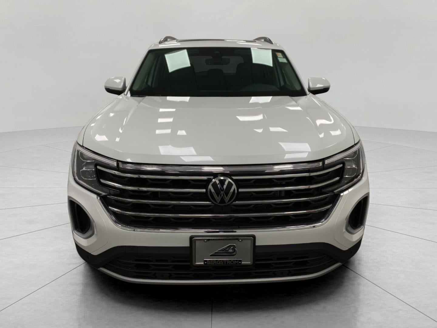 2026 Volkswagen Atlas 2.0T SE w/Technology 4MOTION