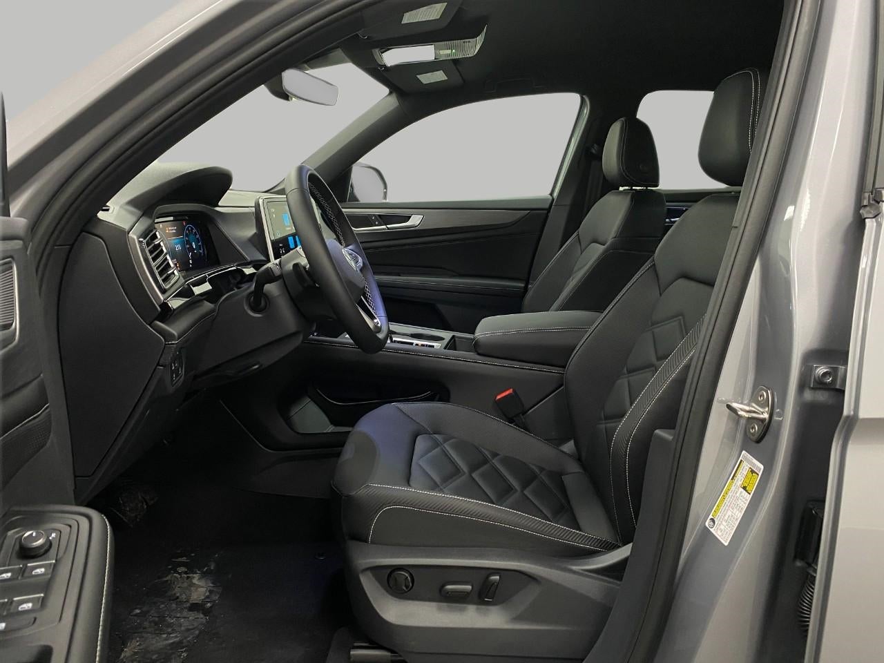 2026 Volkswagen Atlas Cross Sport 2.0T SE 4MOTION