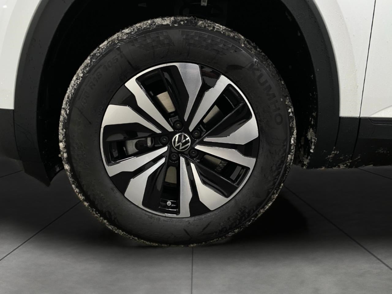 2026 Volkswagen Atlas Cross Sport 2.0T SE 4MOTION