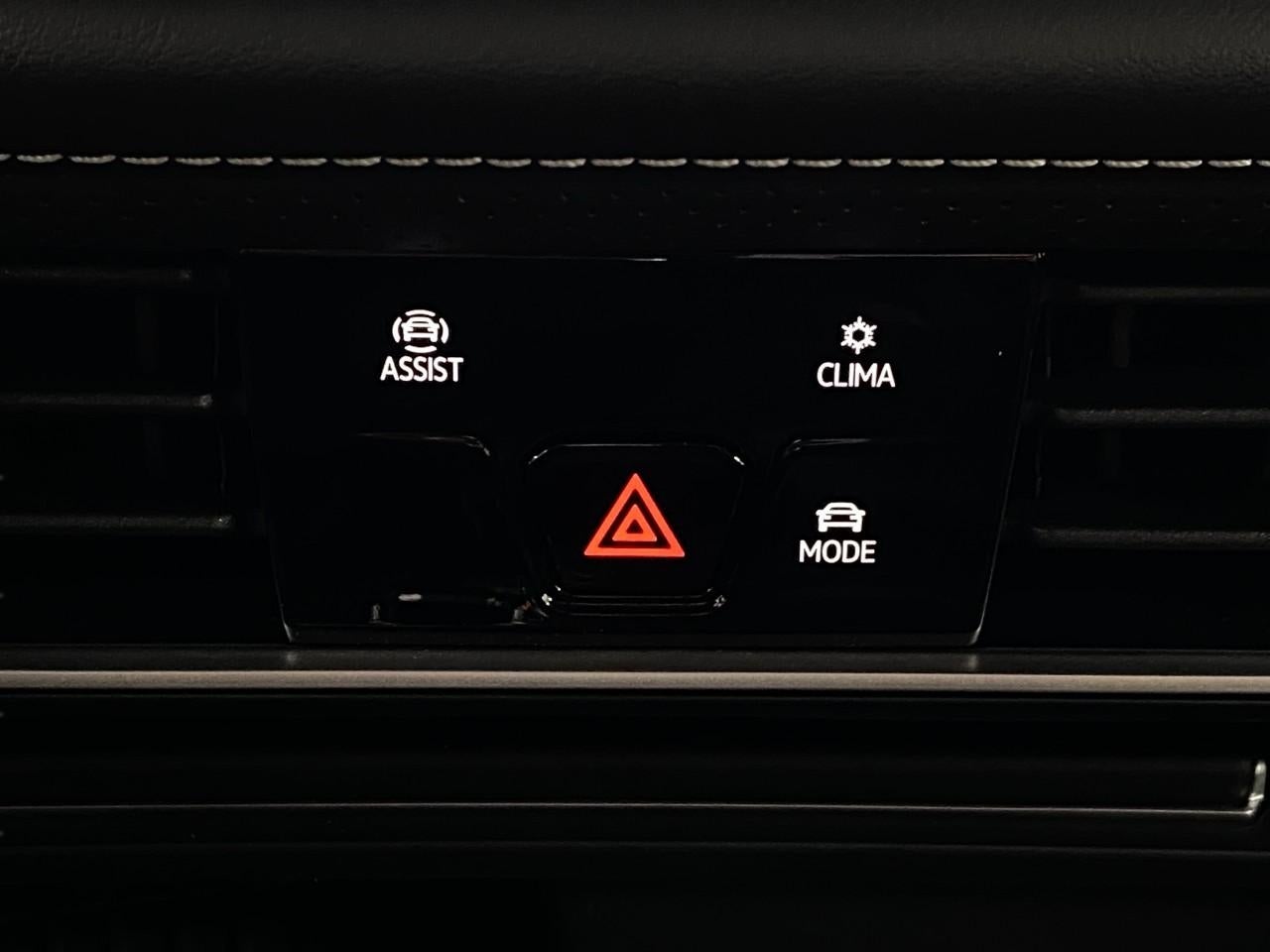 2026 Volkswagen Atlas Cross Sport 2.0T SE 4MOTION