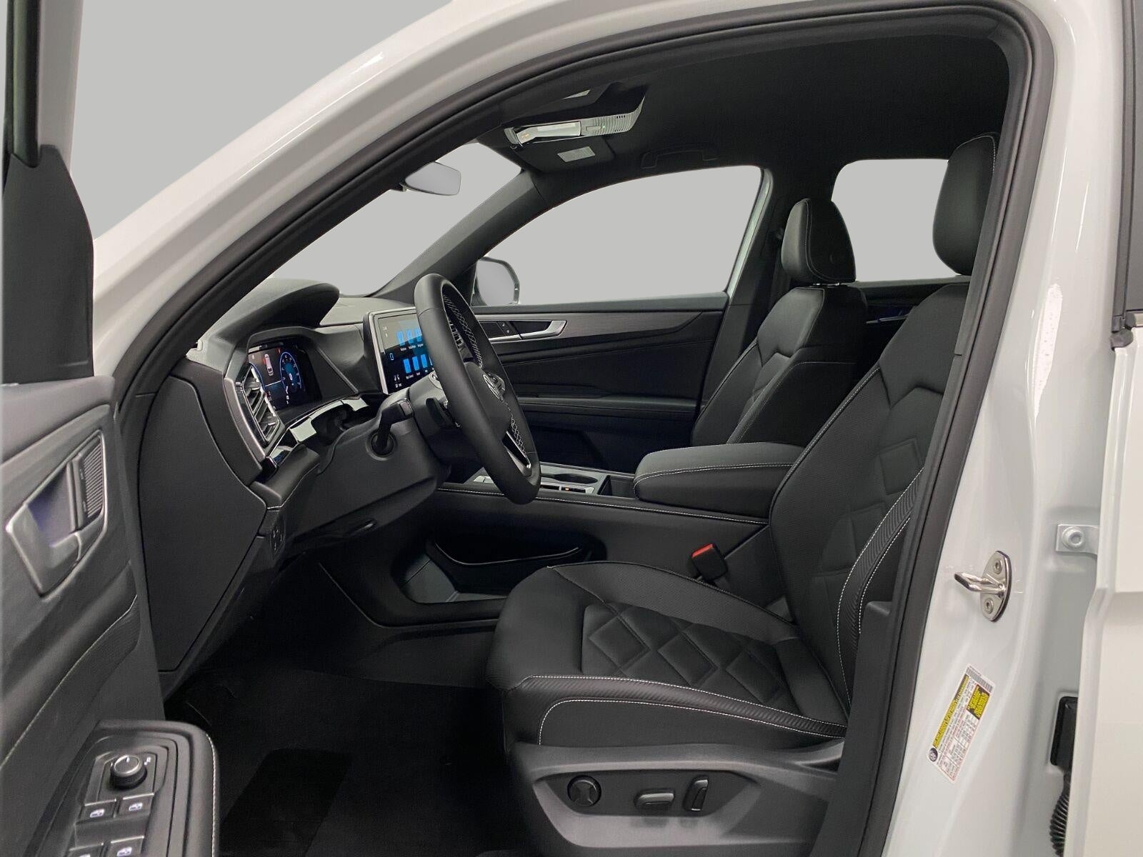 2026 Volkswagen Atlas Cross Sport 2.0T SE 4MOTION