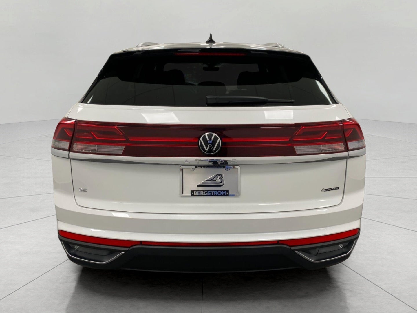 2026 Volkswagen Atlas Cross Sport 2.0T SE 4MOTION